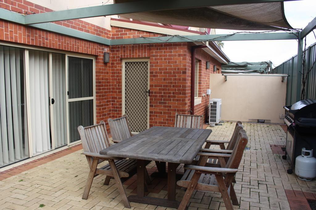 Albury Suites - Schubach Street ห้อง รูปภาพ