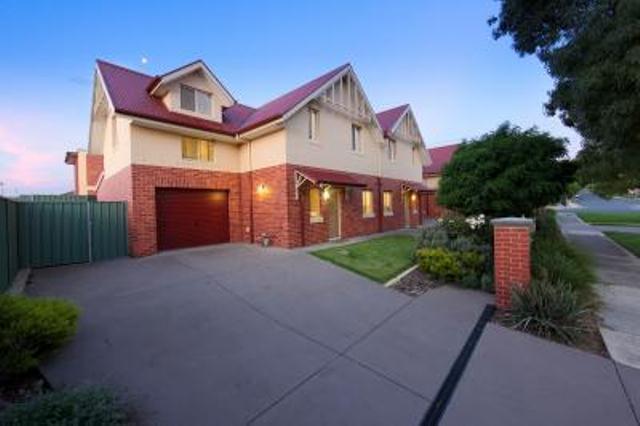 Albury Suites - Schubach Street ภายนอก รูปภาพ
