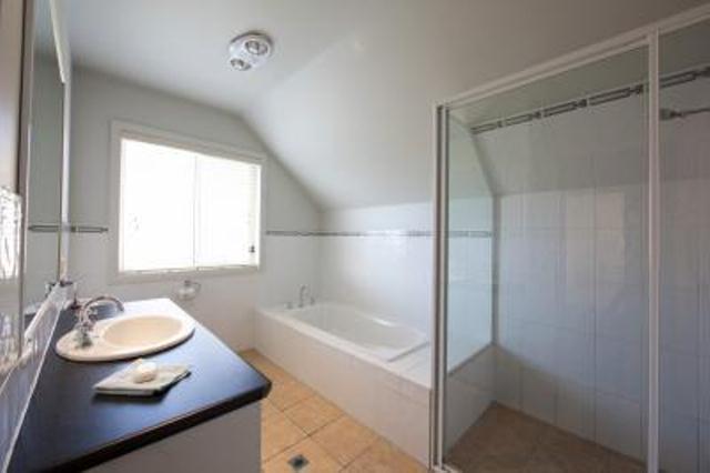 Albury Suites - Schubach Street ภายนอก รูปภาพ